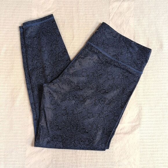Zyia size 16-18 Blue Snake Print Leggings - Picture 1 of 9